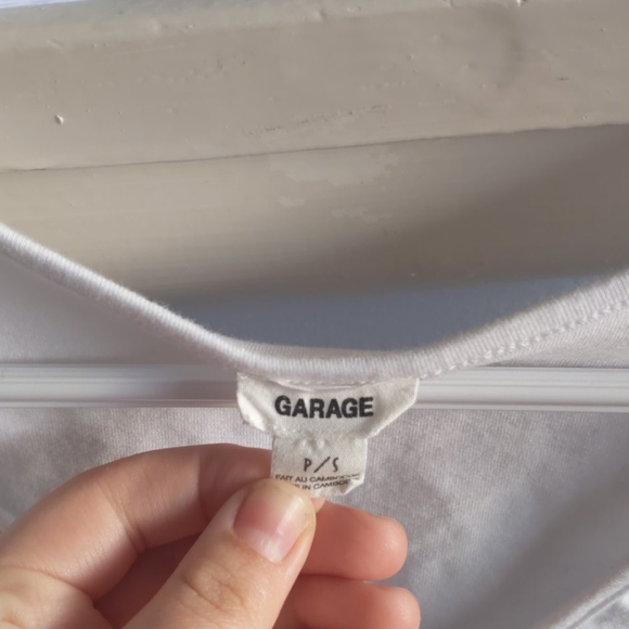 Garage white top - Picture 2 of 2